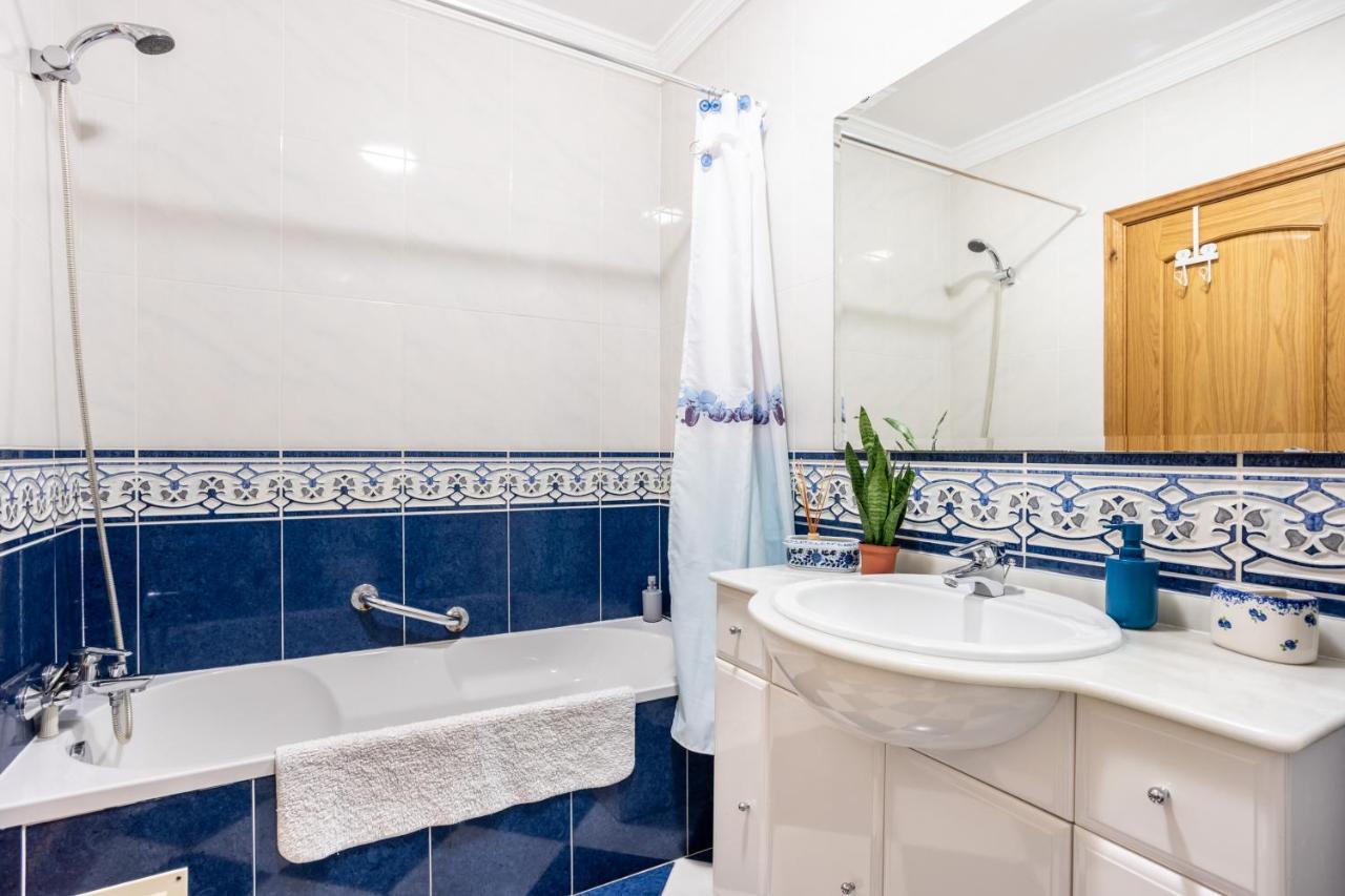 Top Floor Apartment With Great Views! Albufeira Exterior foto